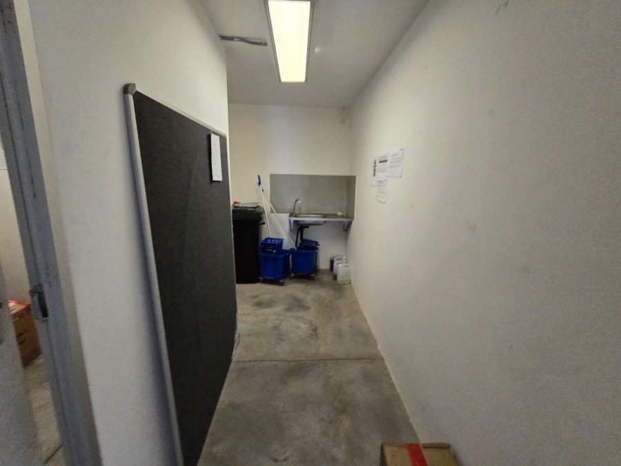 To Let Commercial Property for Rent in Ficksburg Free State